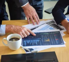 Over The Solution Work Financial  Of Provided Company. - 九球体育
